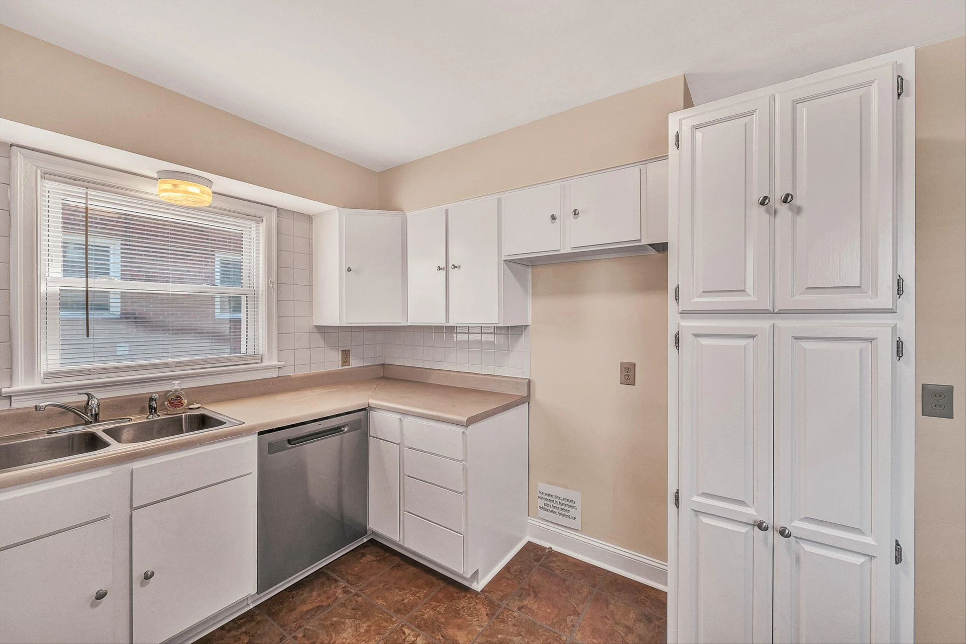1013 Gardens RD SW - Photo 16