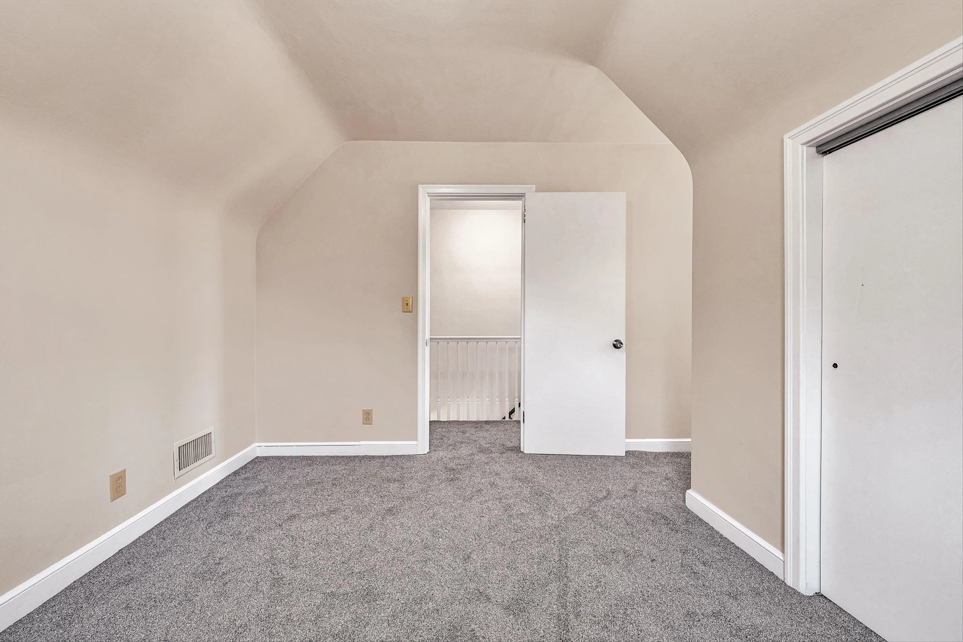 1013 Gardens RD SW - Photo 34