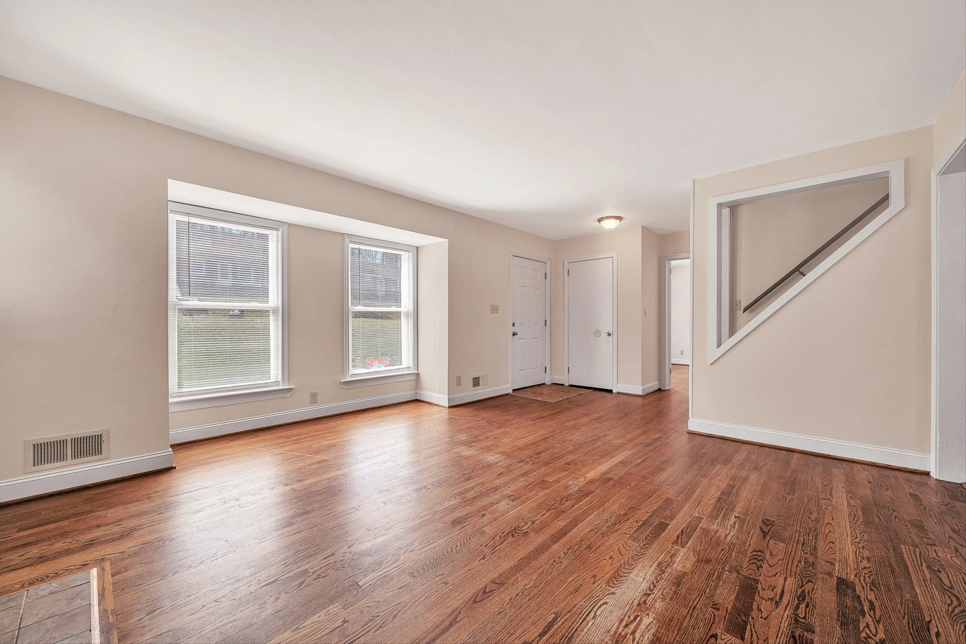 1013 Gardens RD SW - Photo 12
