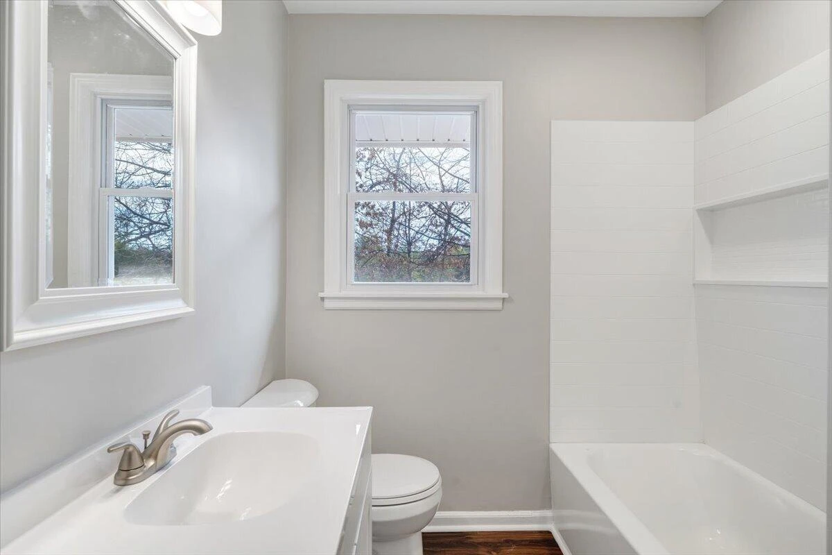 4301 Holmes ST NE - Photo 24
