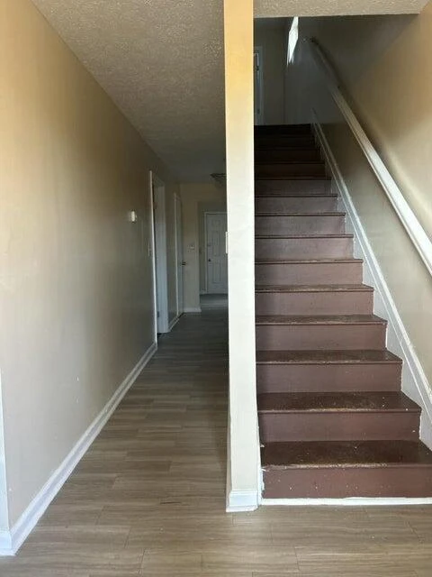 711 McDowell AVE NW - Photo 2