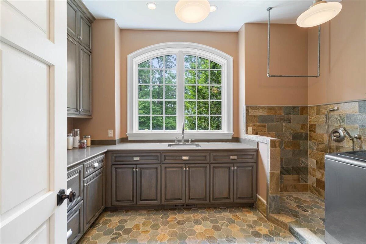 4255 Fortress DR - Photo 10
