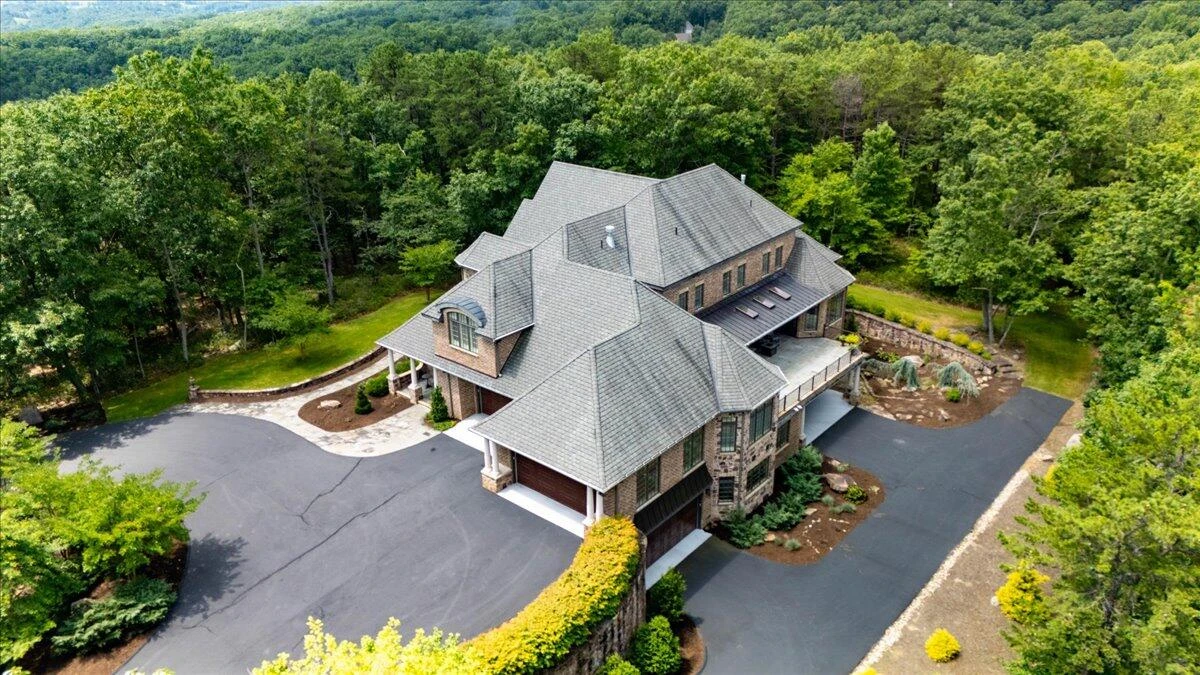 4255 Fortress DR - Photo 2