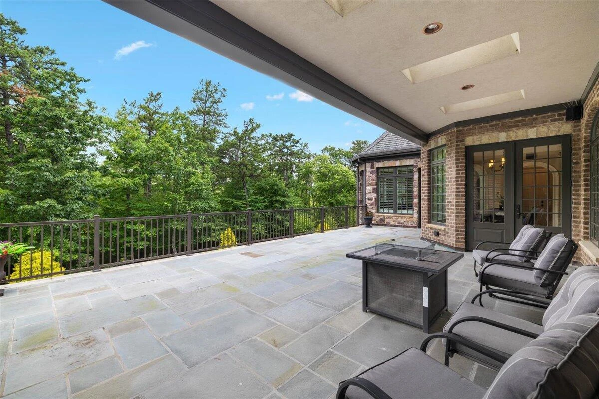 4255 Fortress DR - Photo 9
