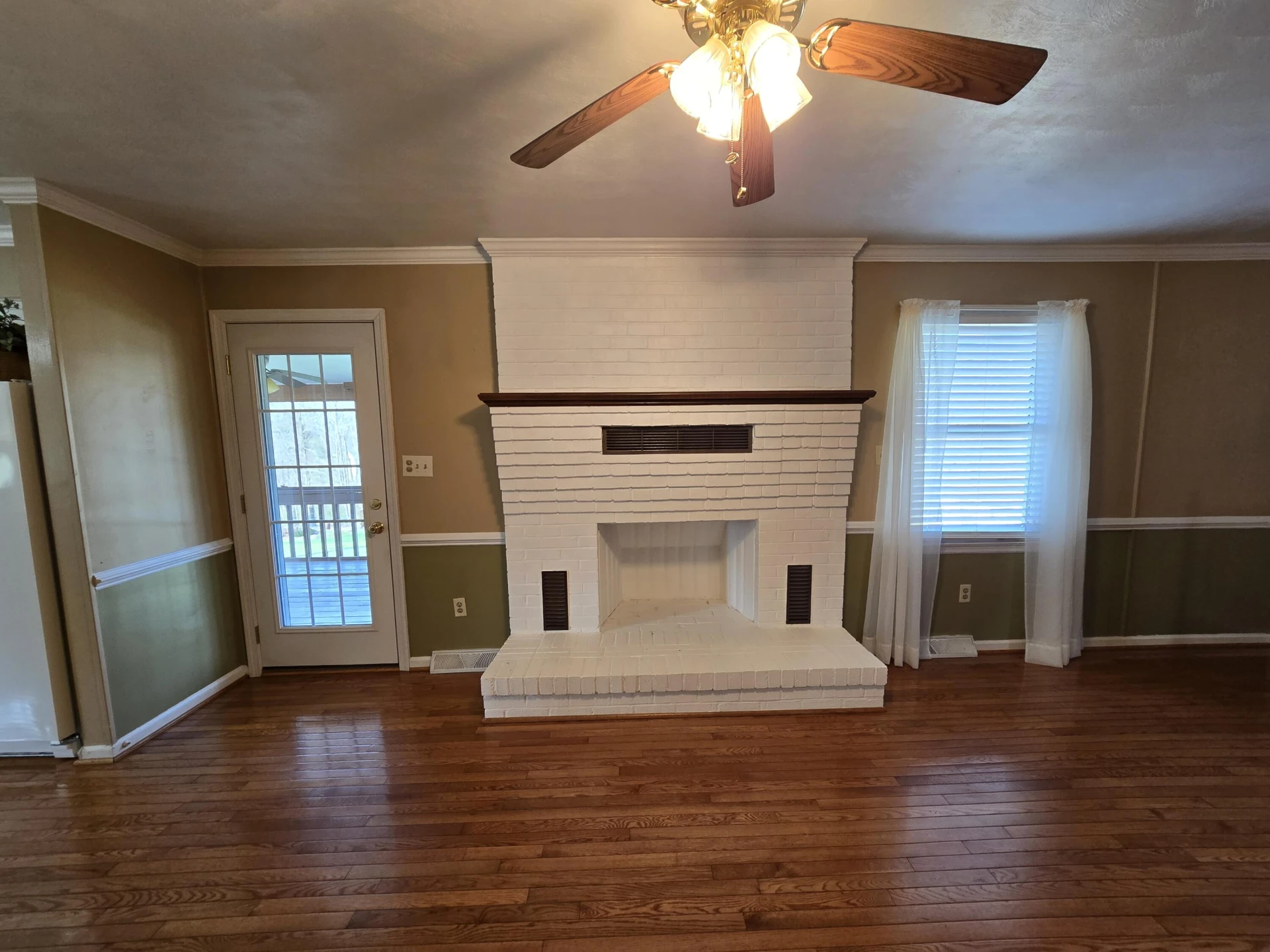 105 Rollingwood CT - Photo 8