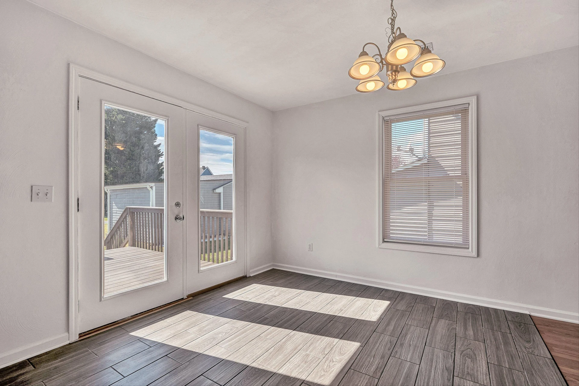902 Bowman AVE - Photo 11