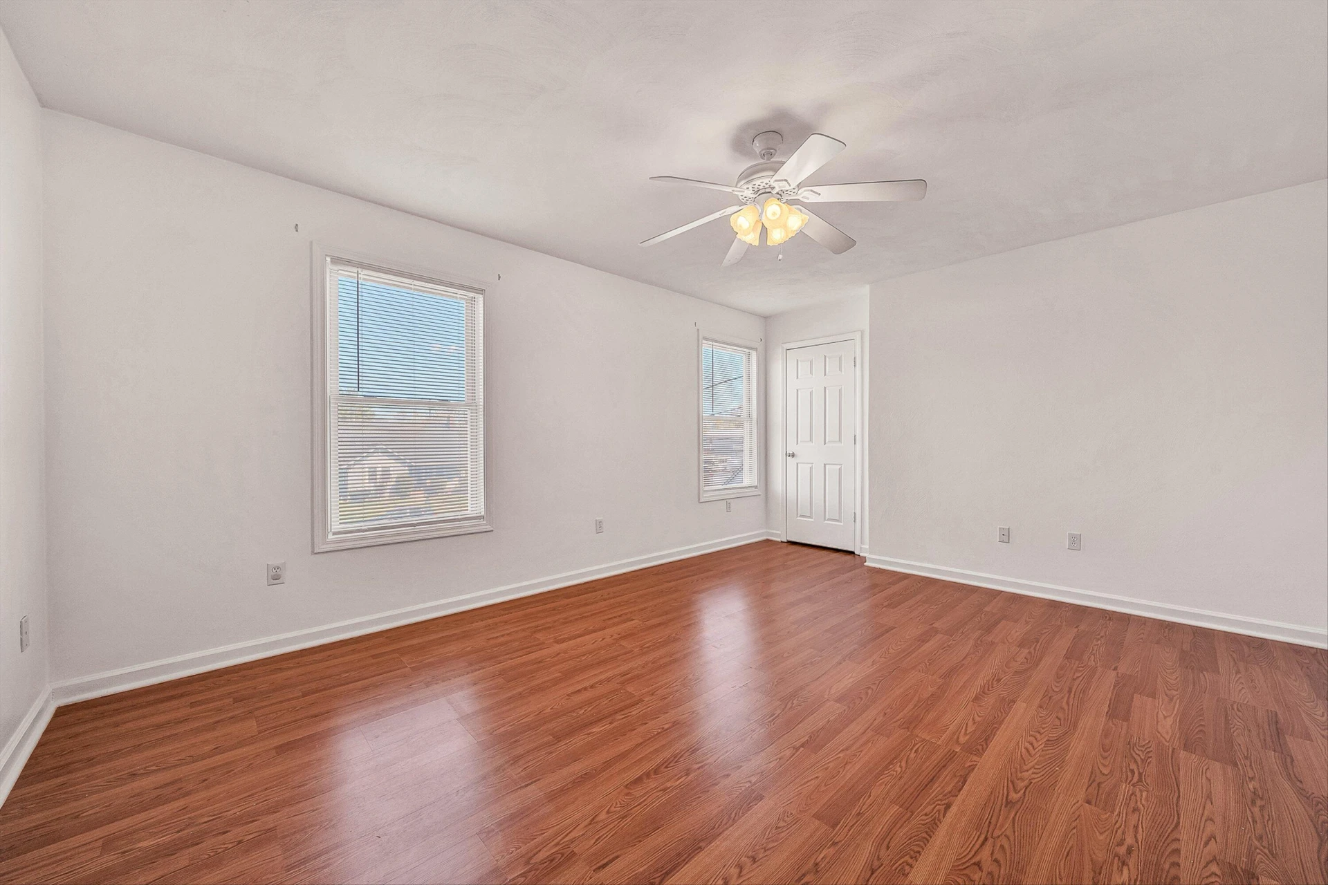 902 Bowman AVE - Photo 14