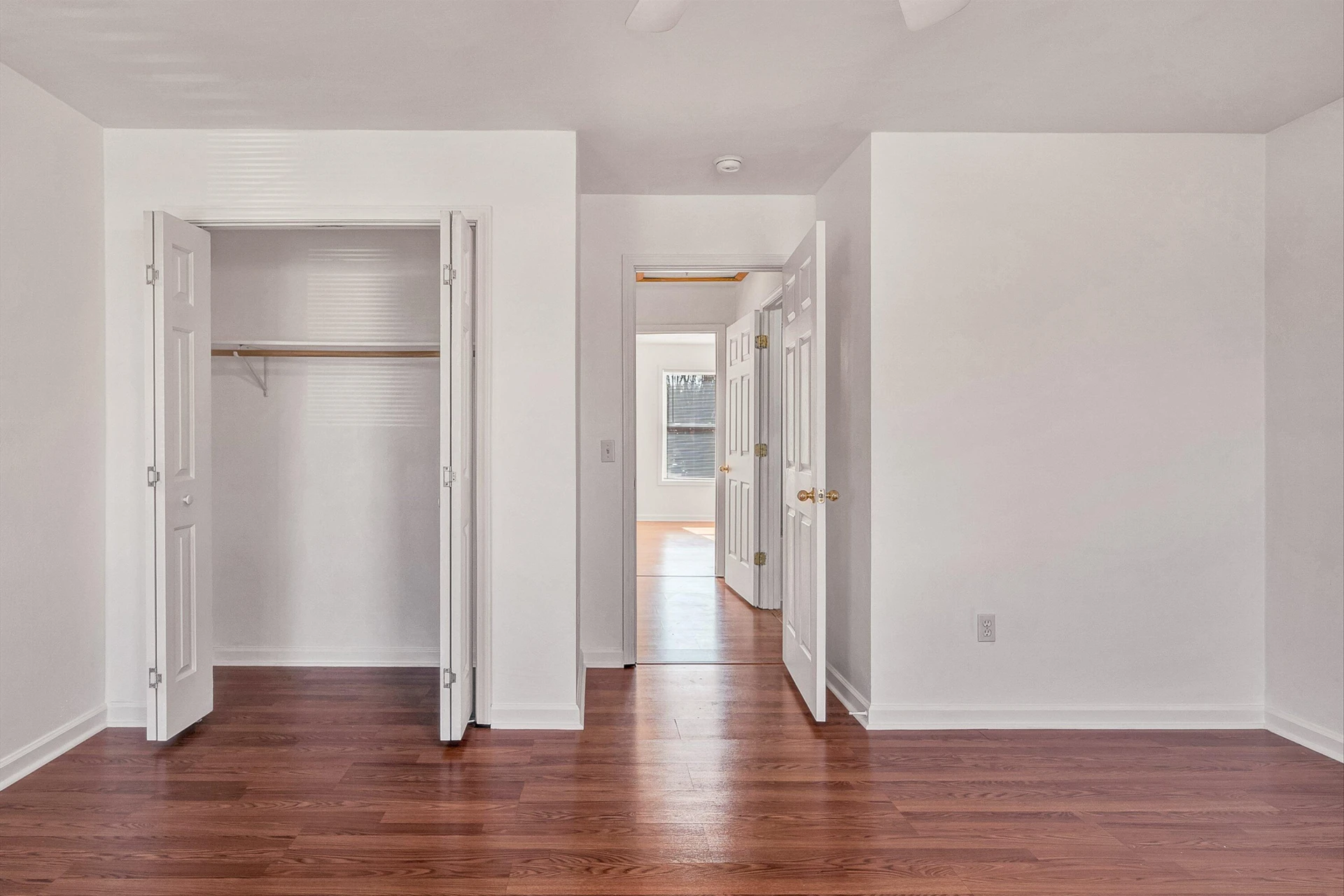 902 Bowman AVE - Photo 17