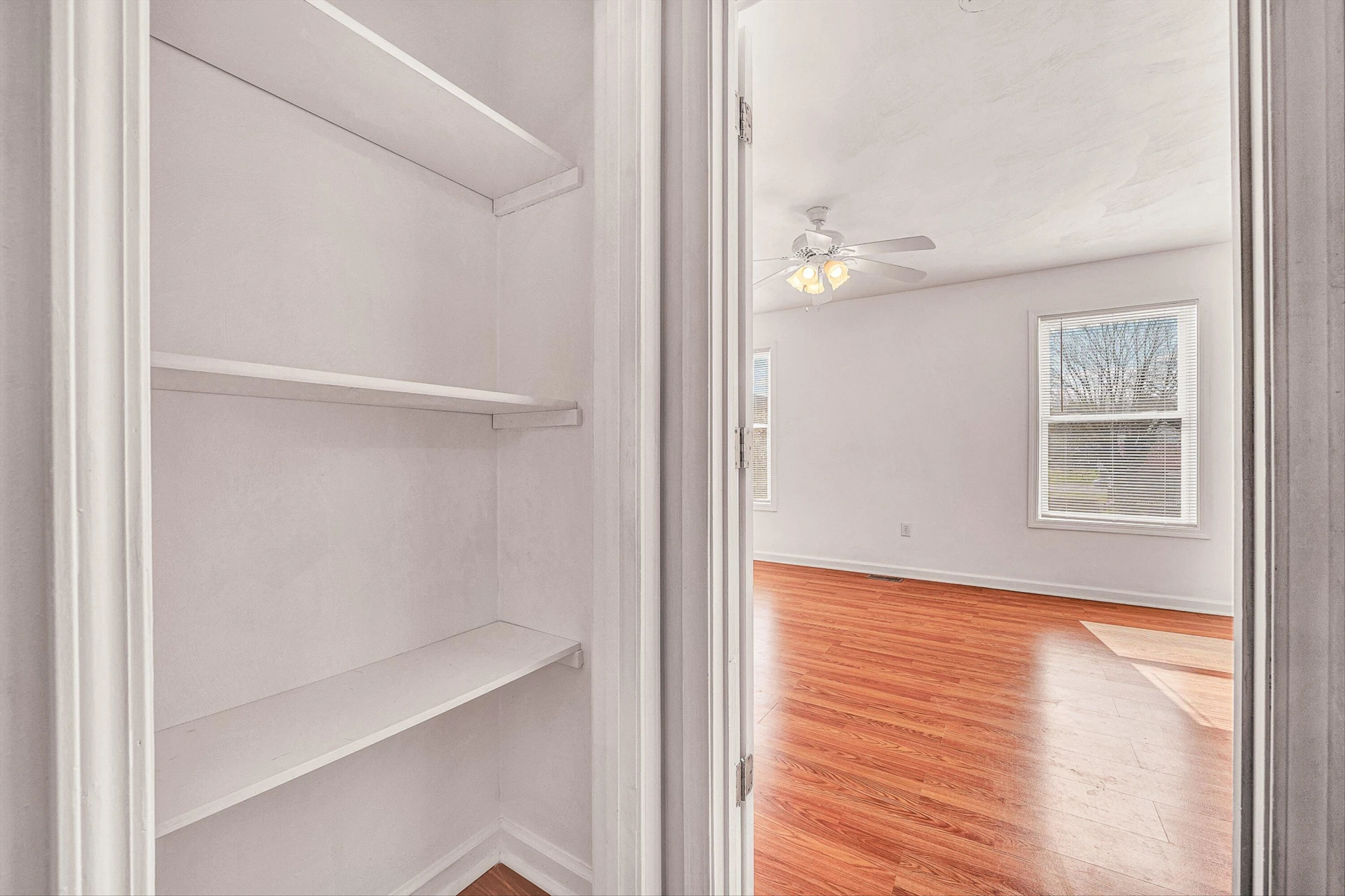 902 Bowman AVE - Photo 21