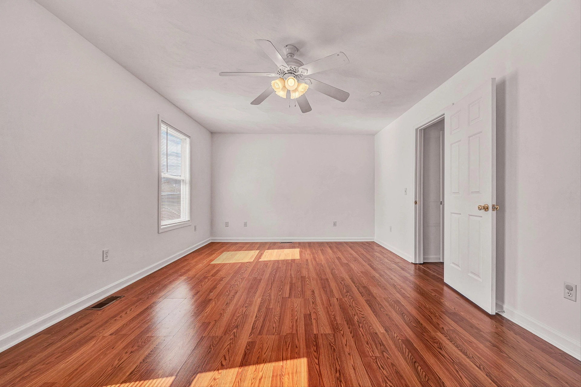 902 Bowman AVE - Photo 23