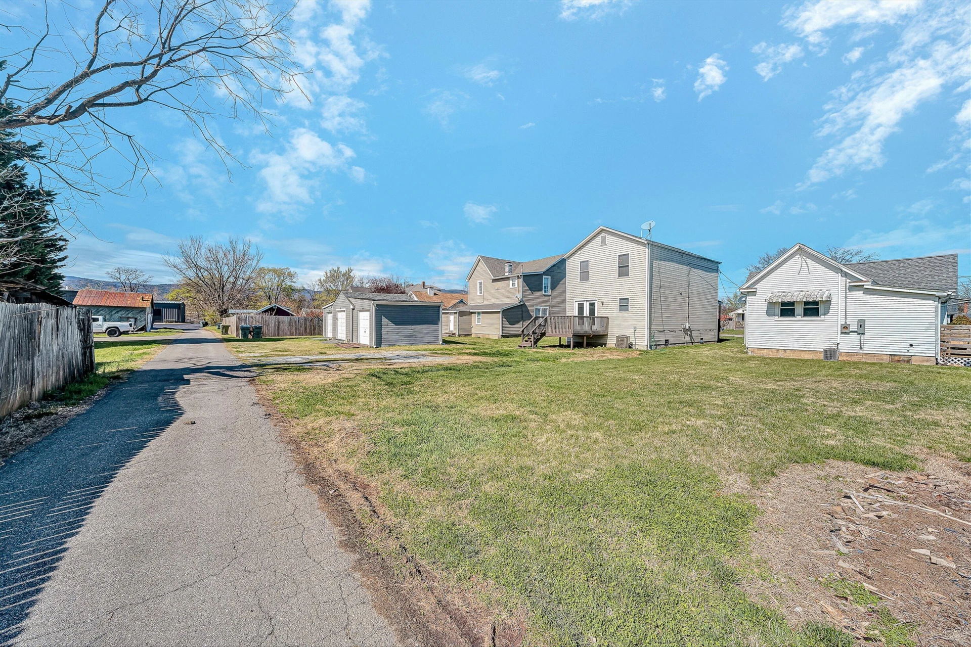 902 Bowman AVE - Photo 25