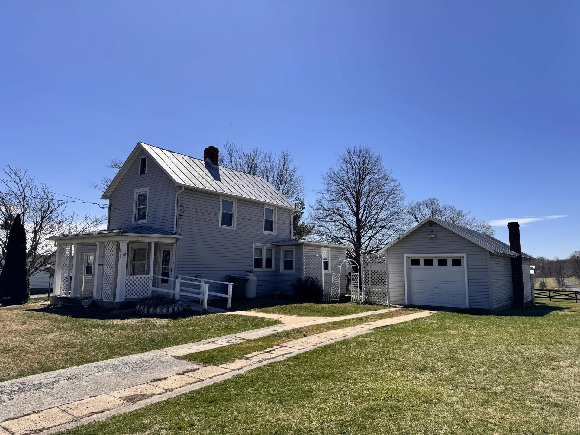 776 Spottswood RD - Photo 14