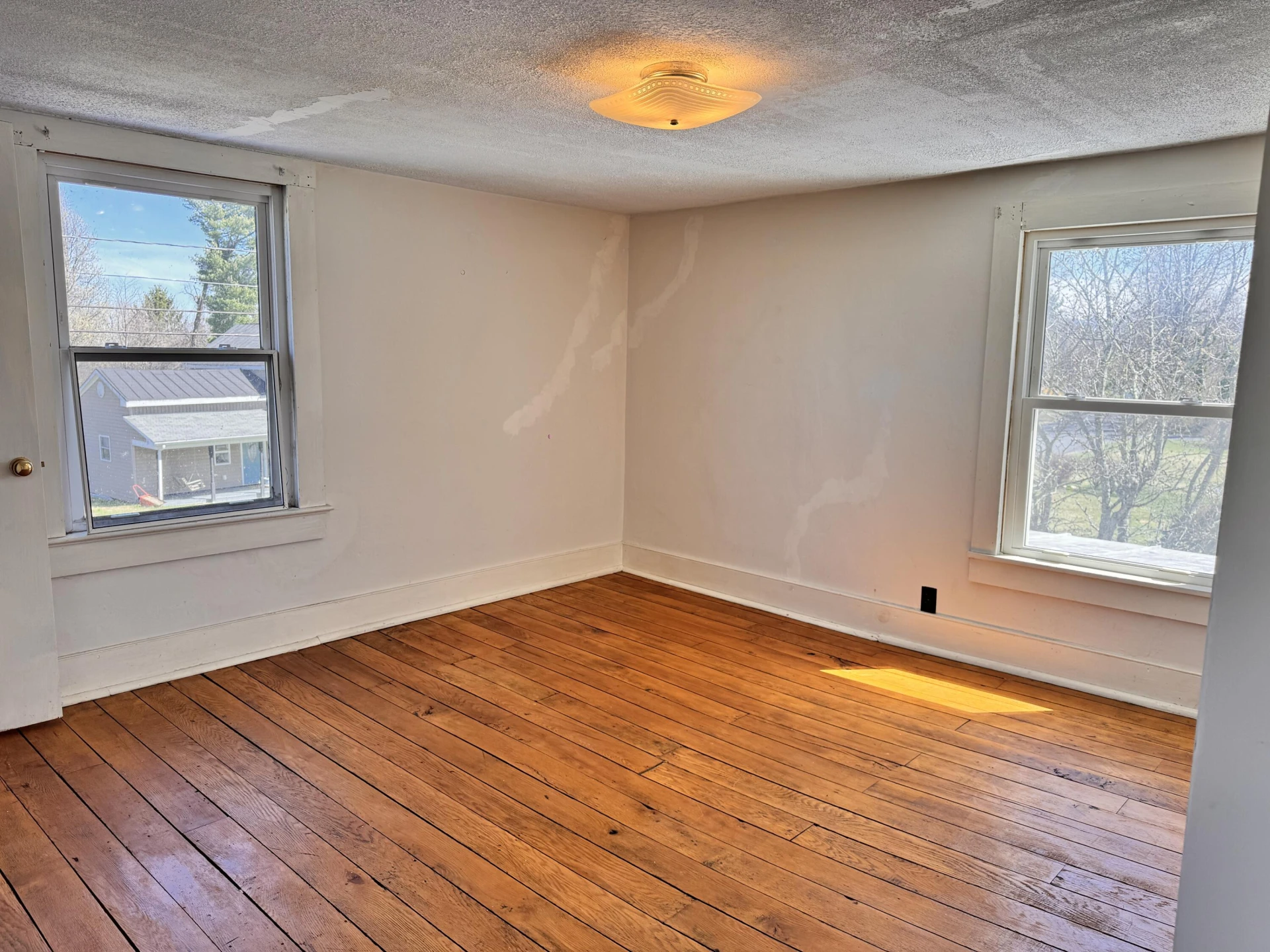 776 Spottswood RD - Photo 5