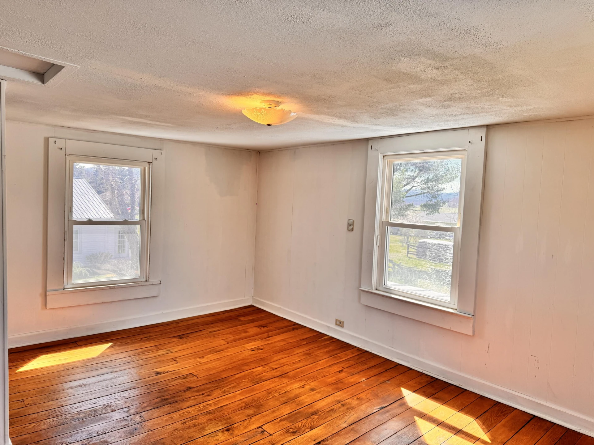 776 Spottswood RD - Photo 7