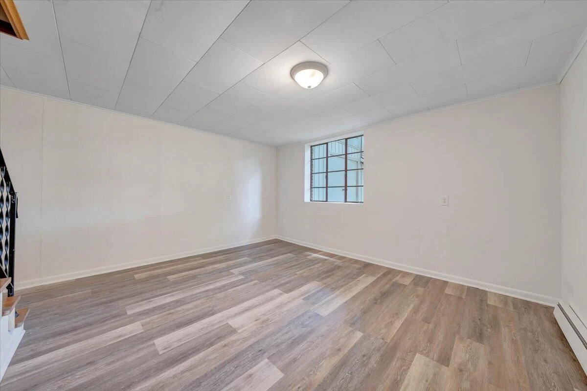405 Hilltop DR - Photo 27