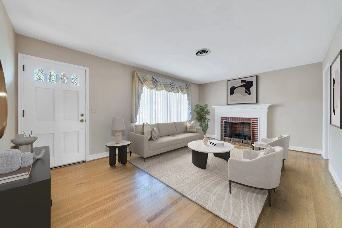 405 Hilltop DR - Photo 4