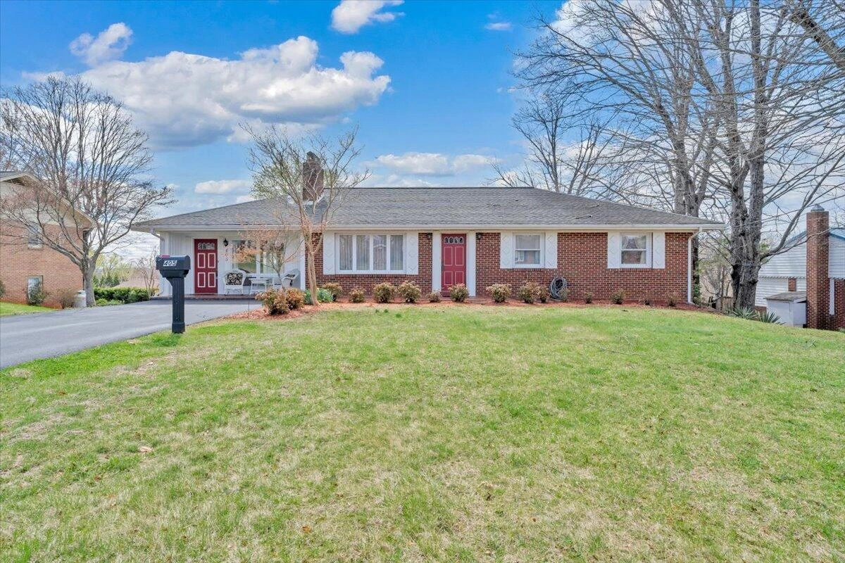 405 Hilltop DR - Photo 46