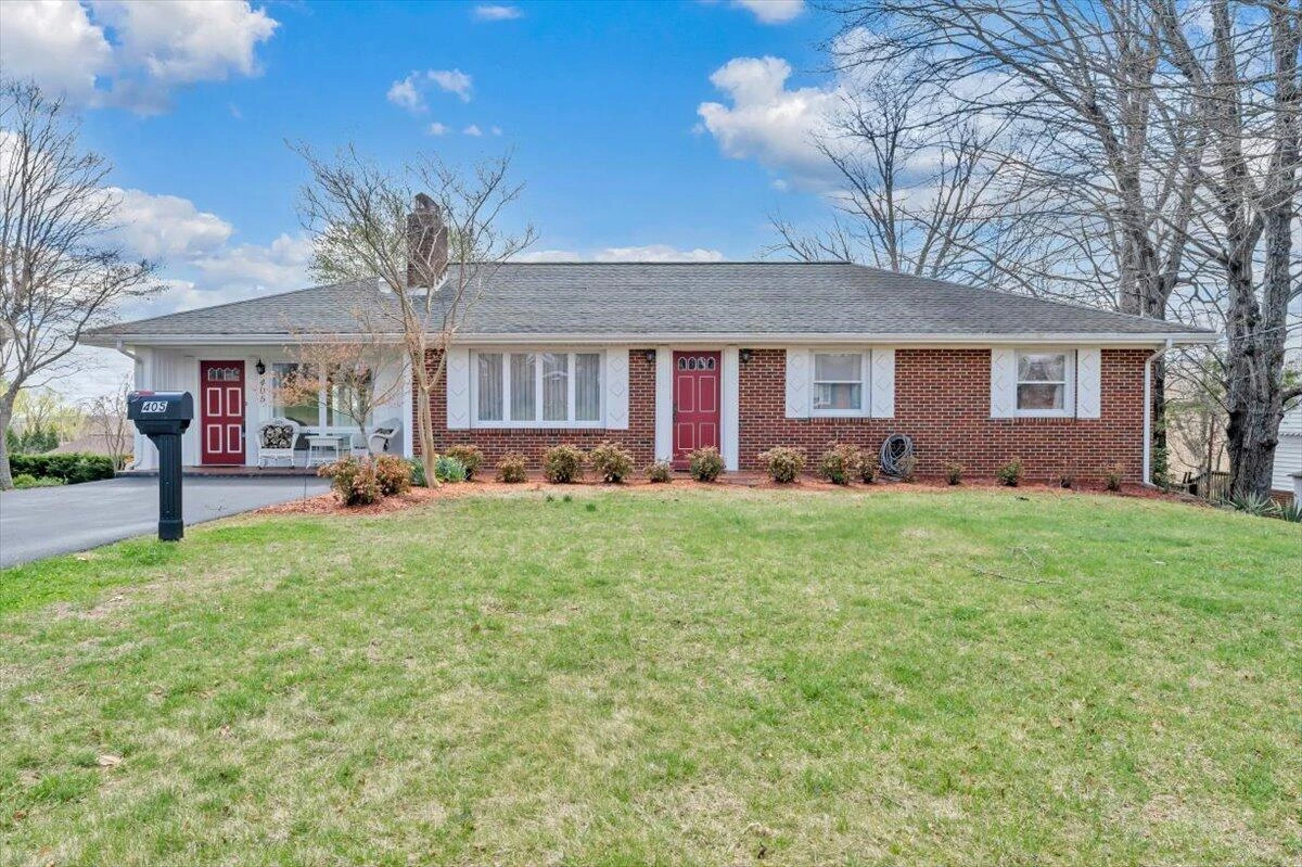 405 Hilltop DR - Photo 49