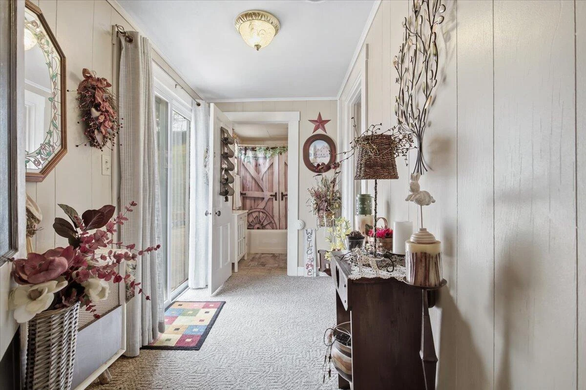 964 Hill AVE - Photo 10