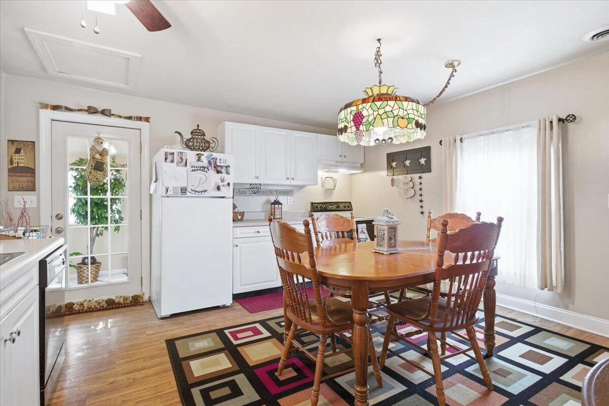 964 Hill AVE - Photo 17