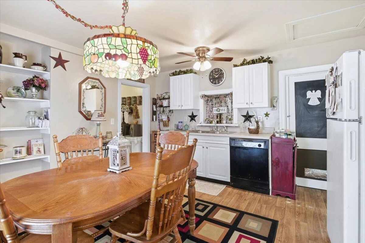 964 Hill AVE - Photo 19