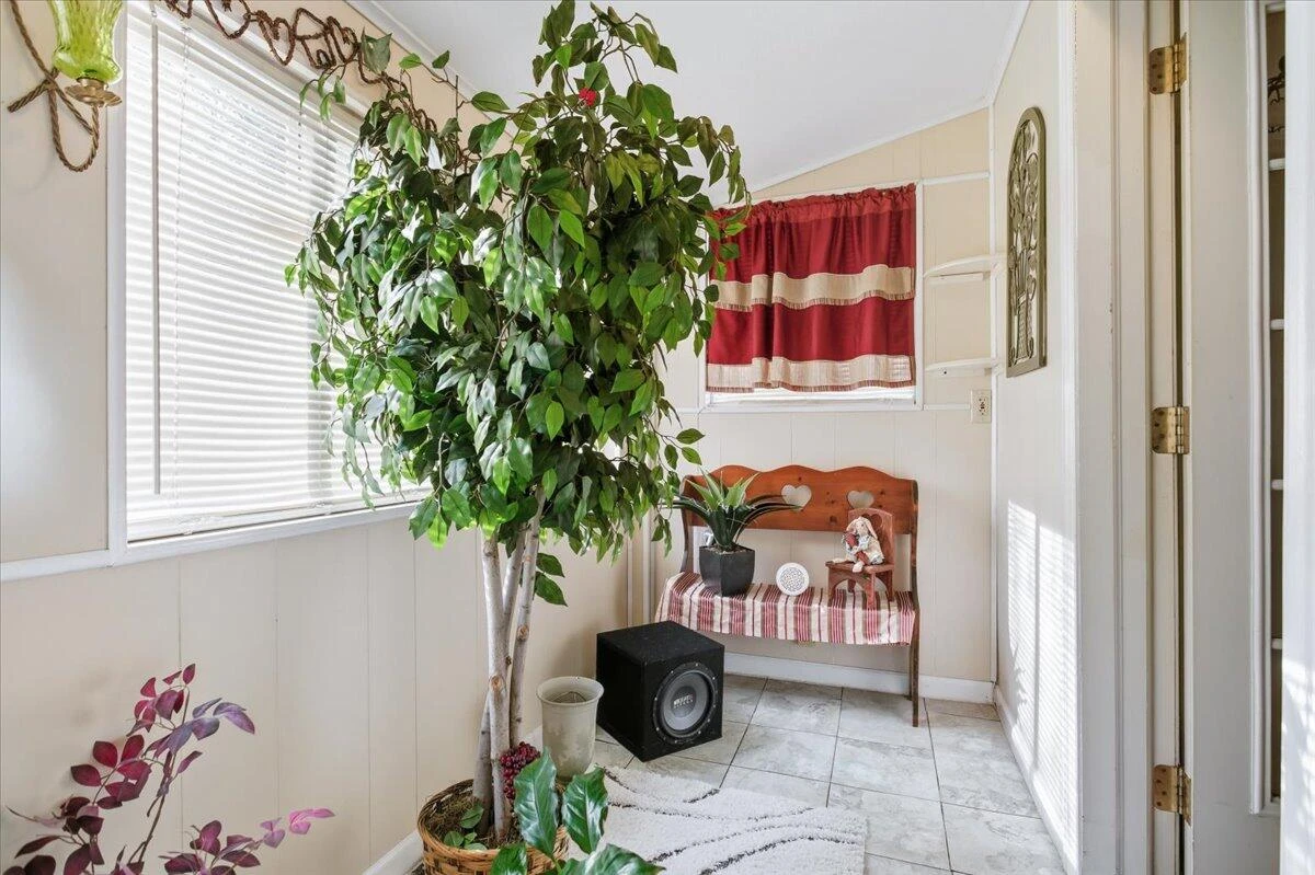 964 Hill AVE - Photo 23