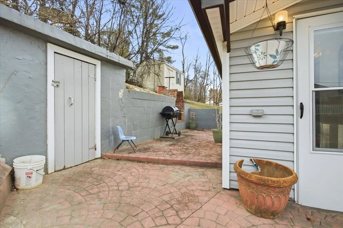 964 Hill AVE - Photo 24