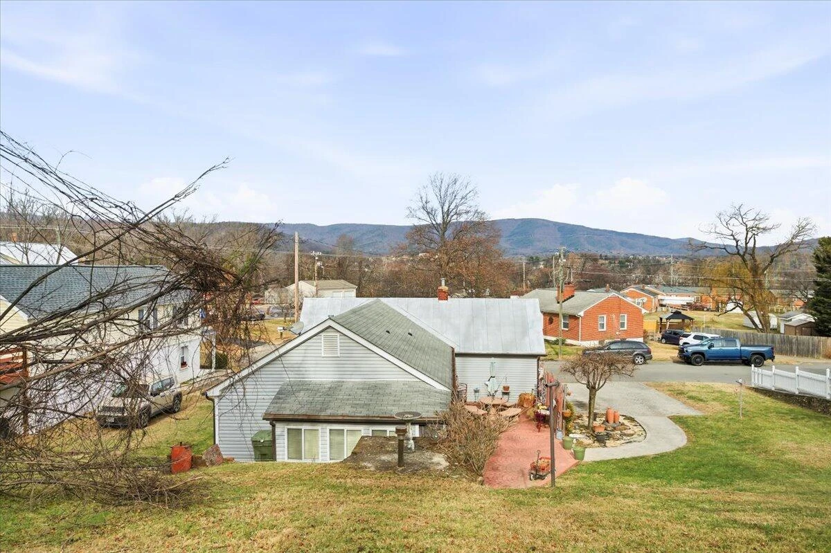 964 Hill AVE - Photo 27