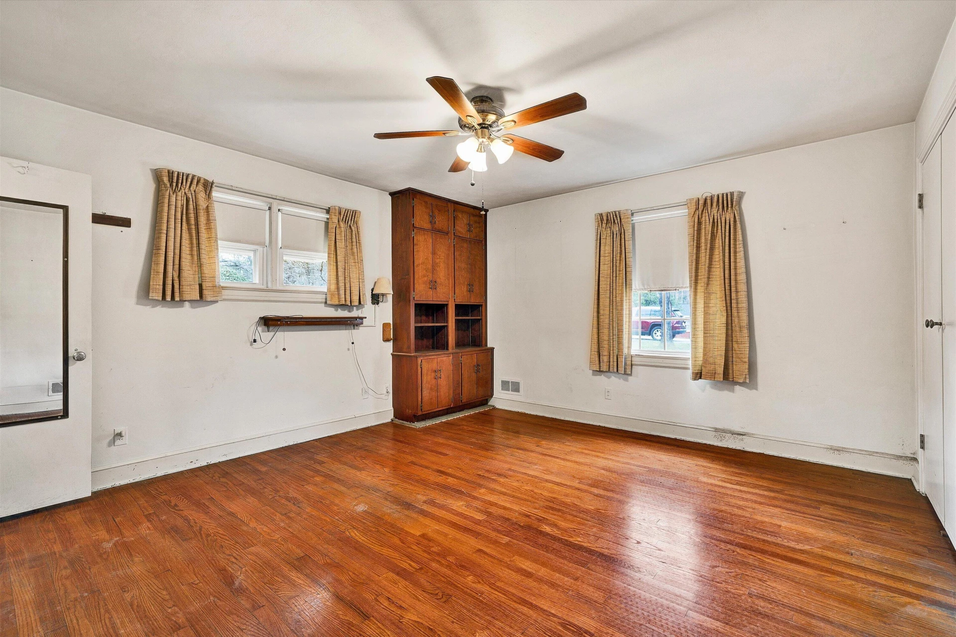 3038 Dover DR SW - Photo 19