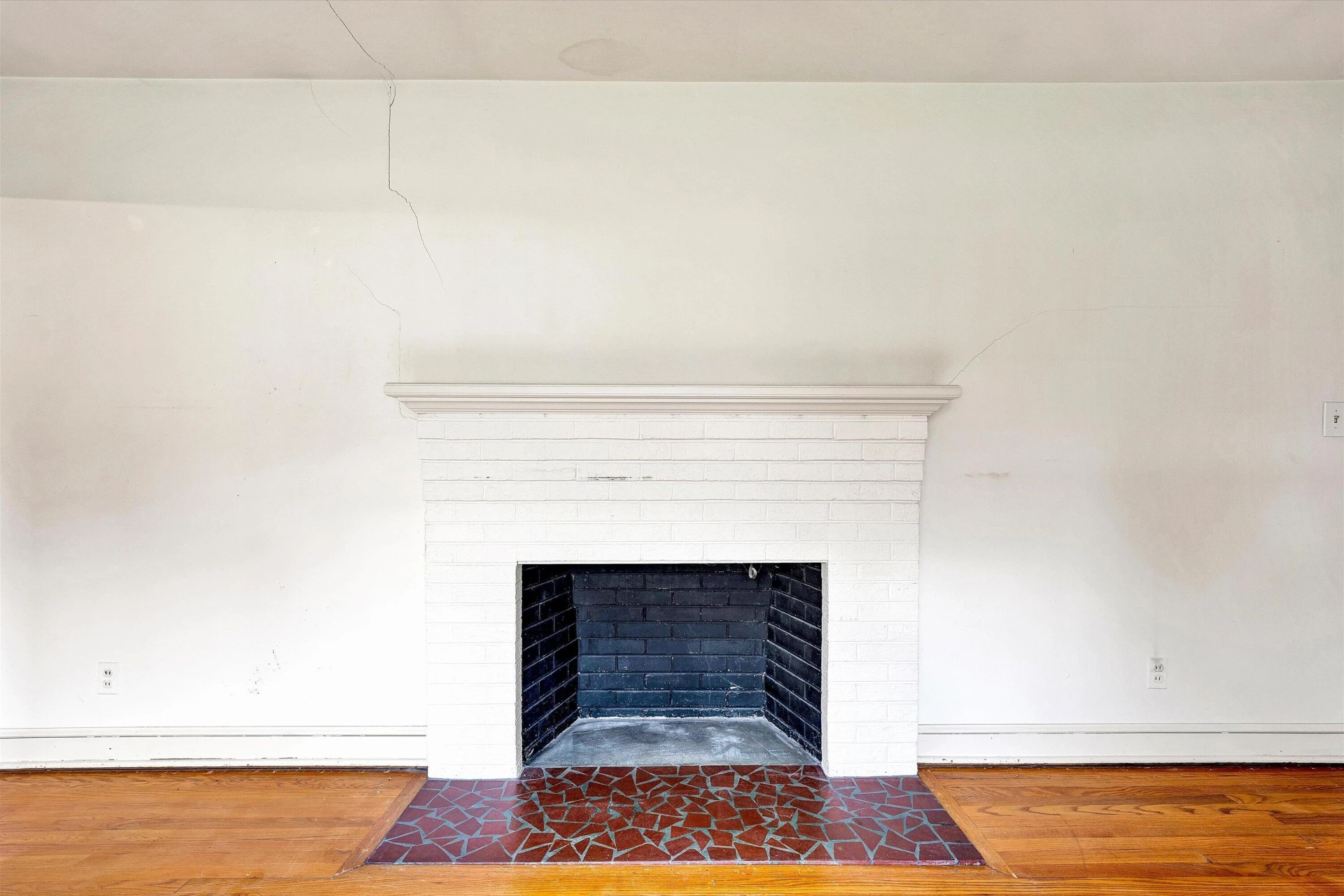 3038 Dover DR SW - Photo 7