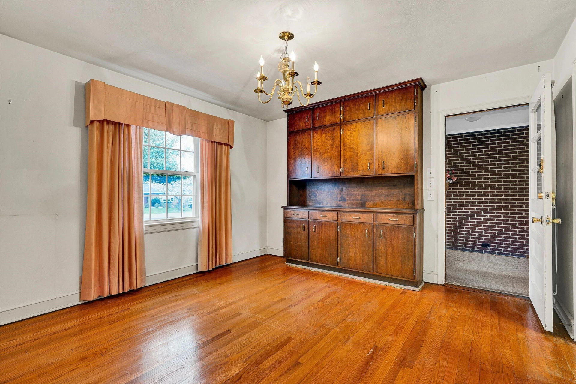 3038 Dover DR SW - Photo 8