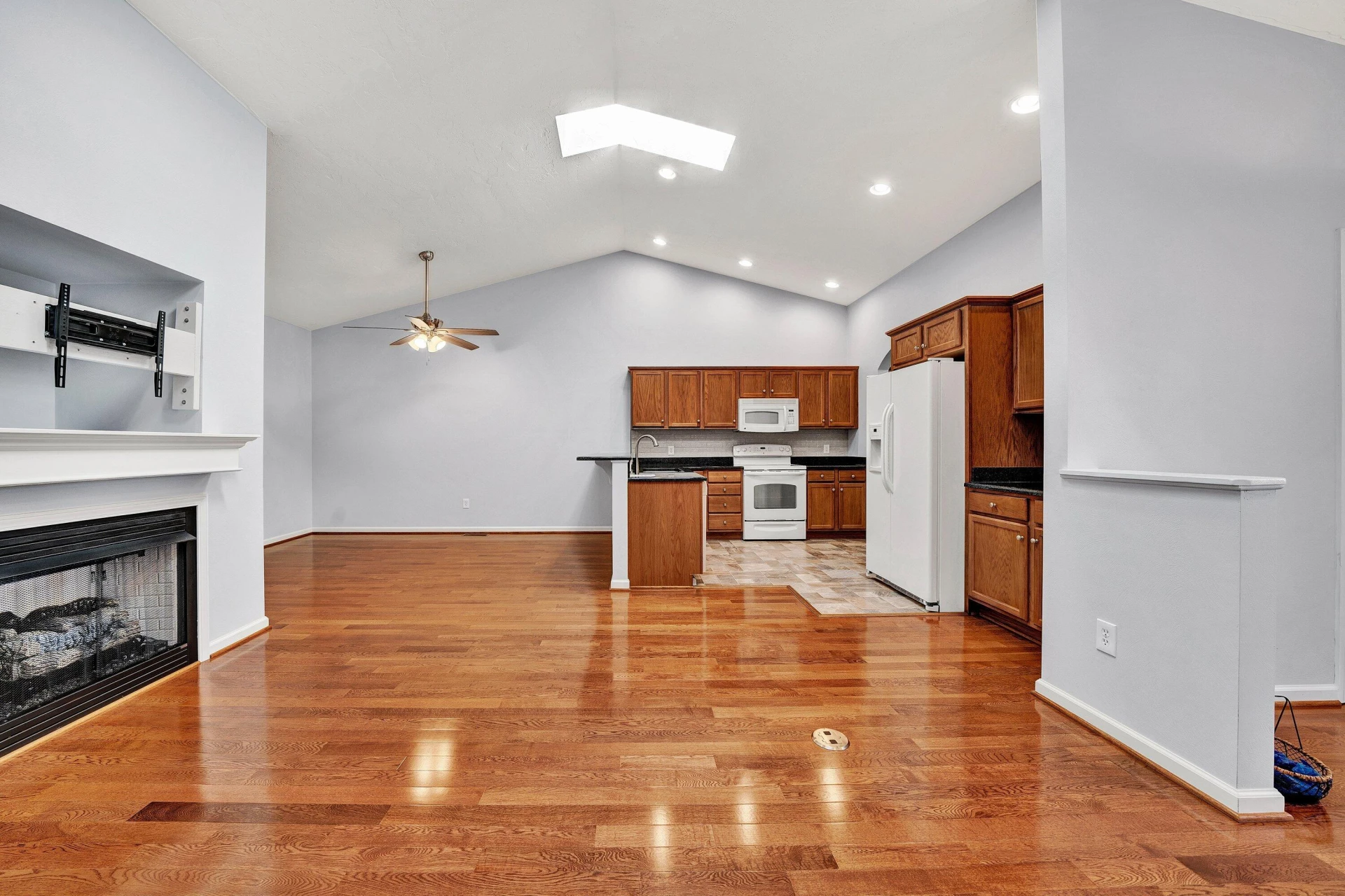 6651 Stonelyn Cottage CT