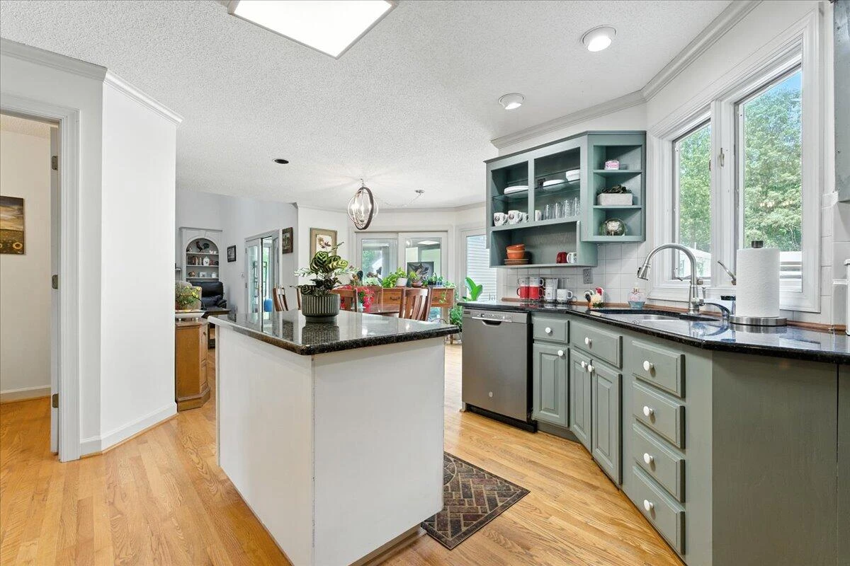 1193 Yarrow RD - Photo 15