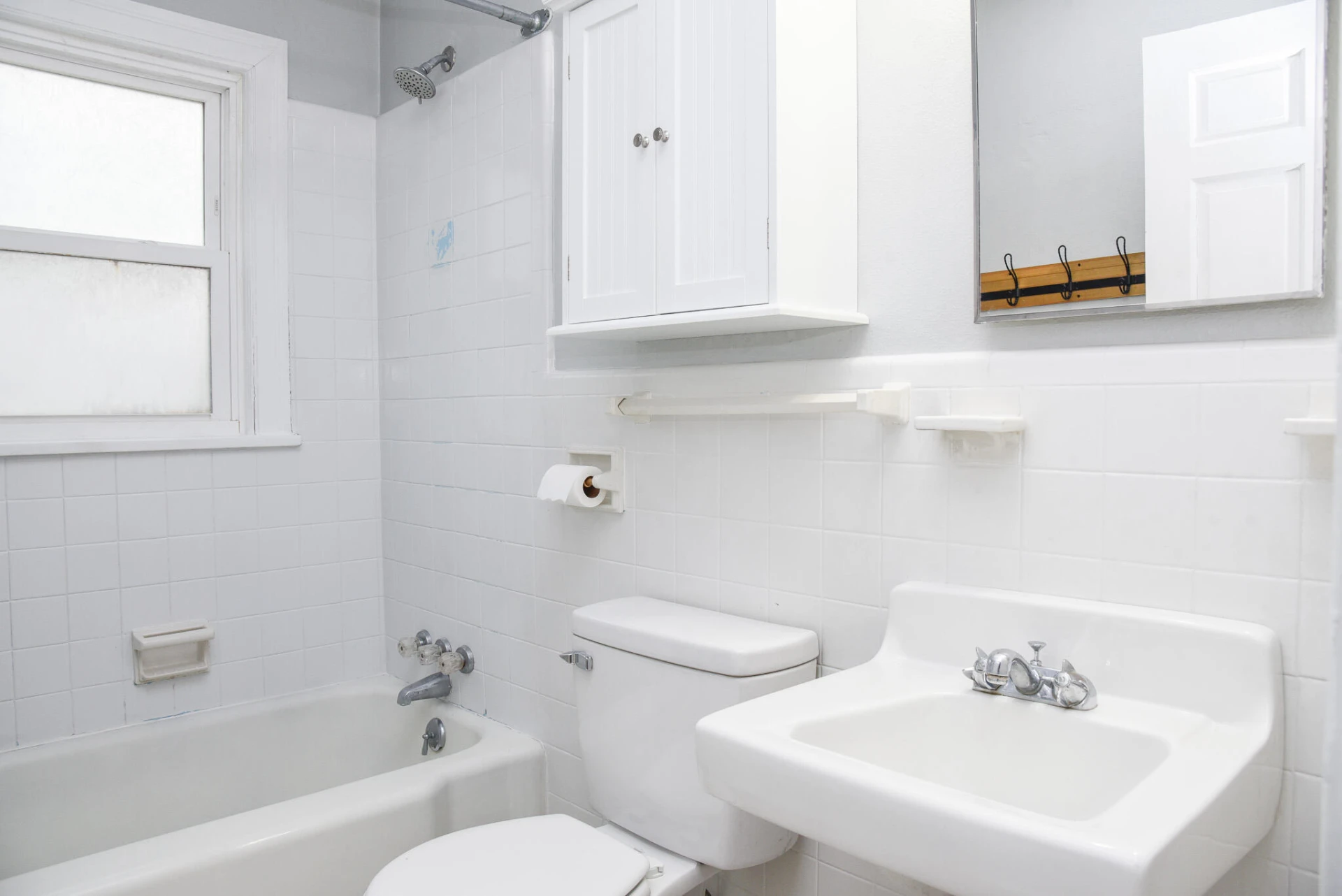 2427 Ravenwood AVE NW - Photo 12