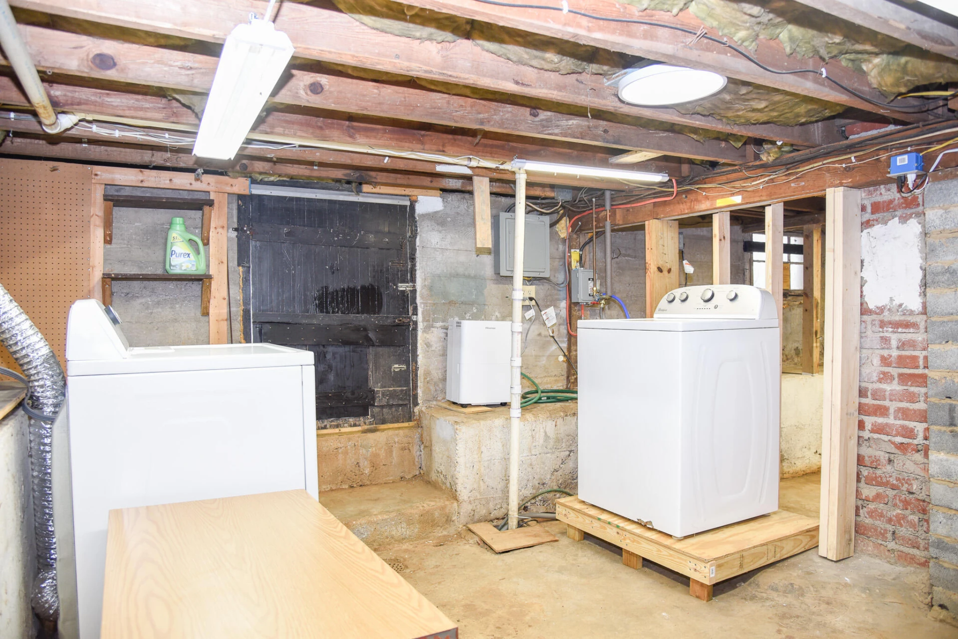 2427 Ravenwood AVE NW - Photo 16