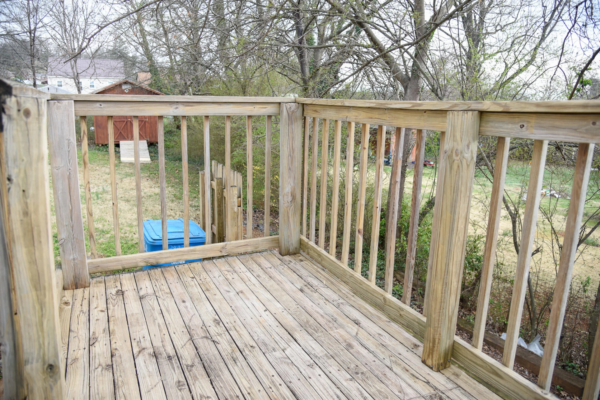 2427 Ravenwood AVE NW - Photo 19