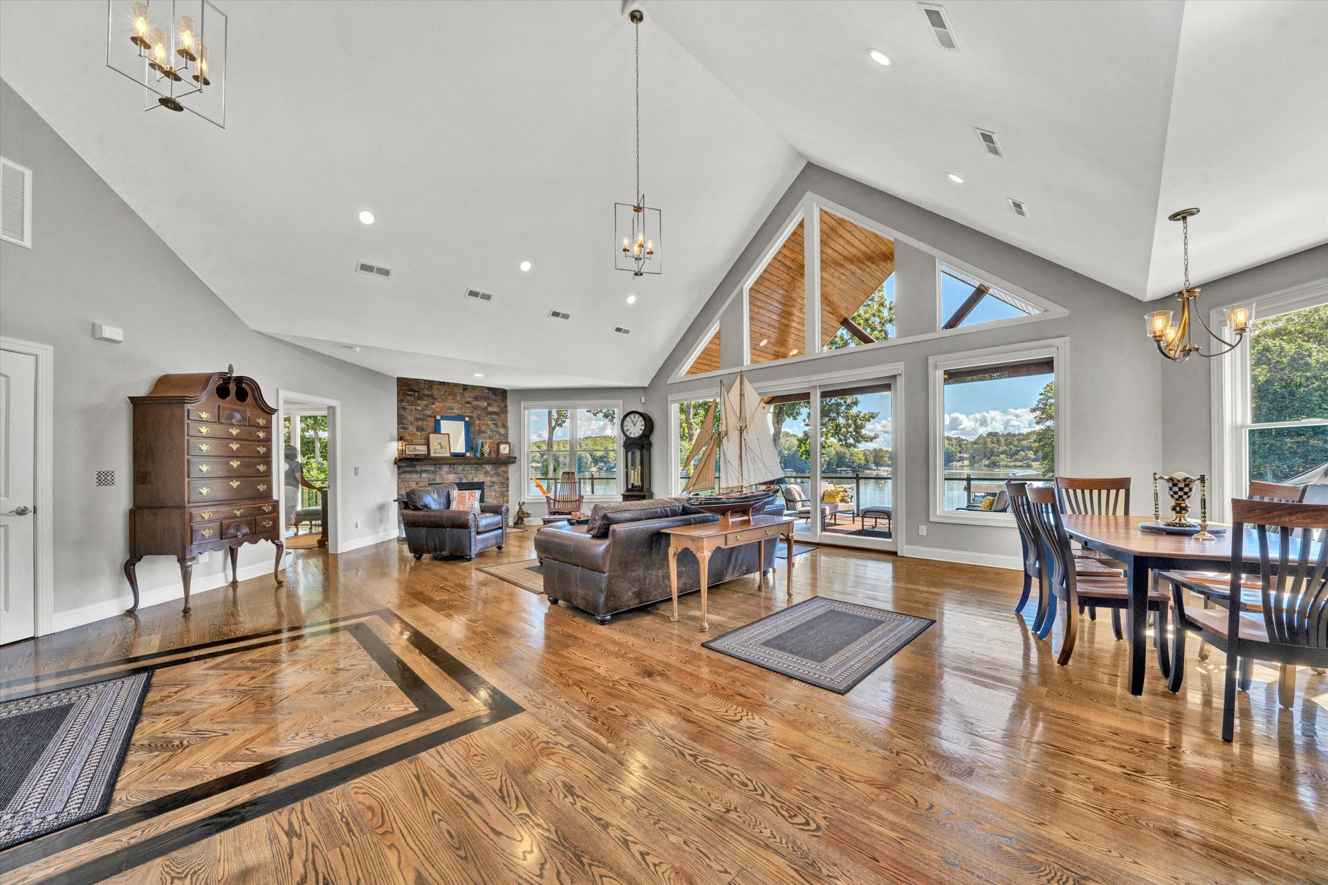 152 Windward Pointe DR - Photo 18