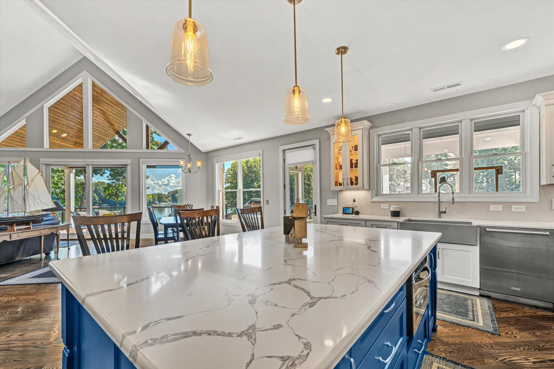 152 Windward Pointe DR - Photo 41
