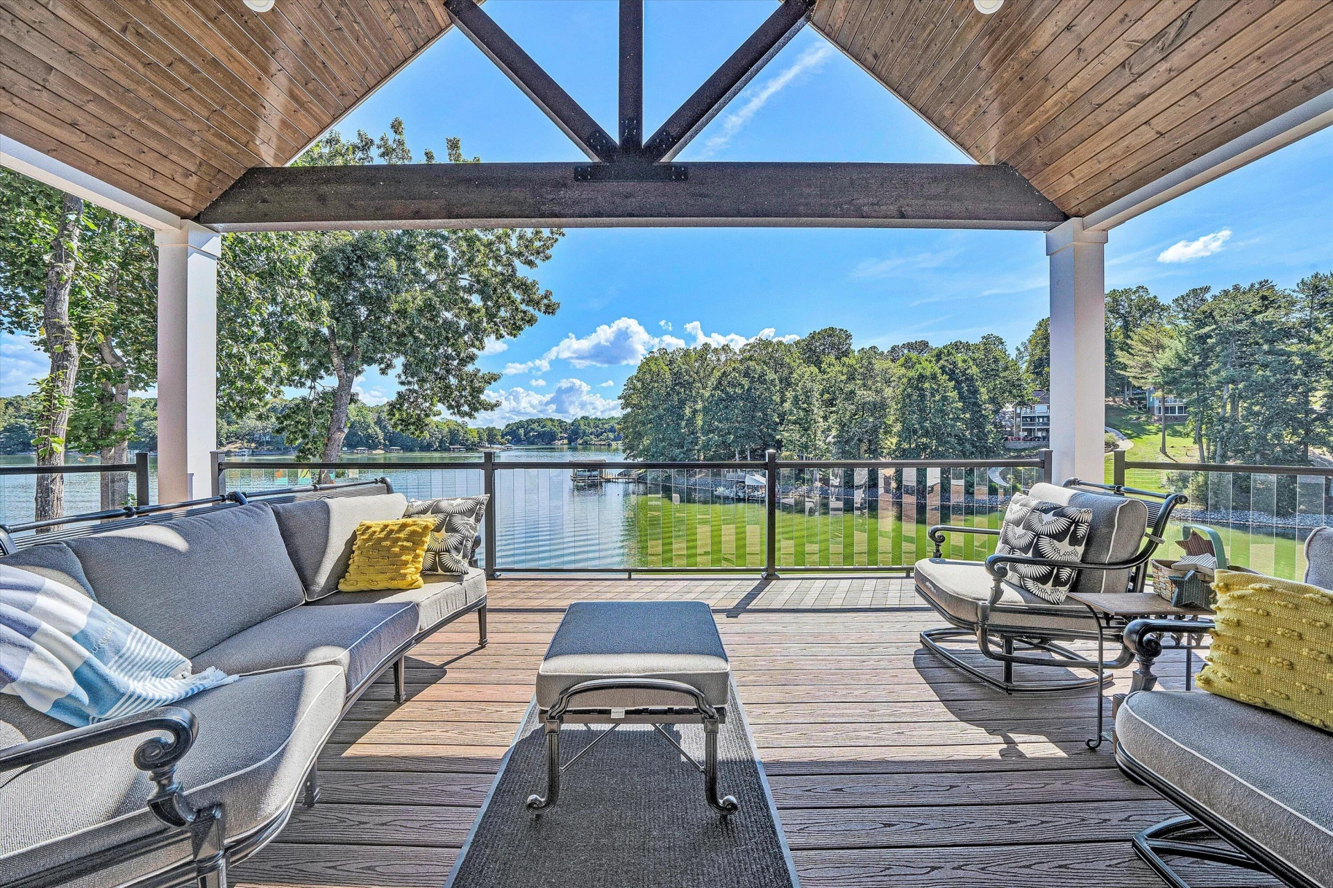 152 Windward Pointe DR - Photo 56