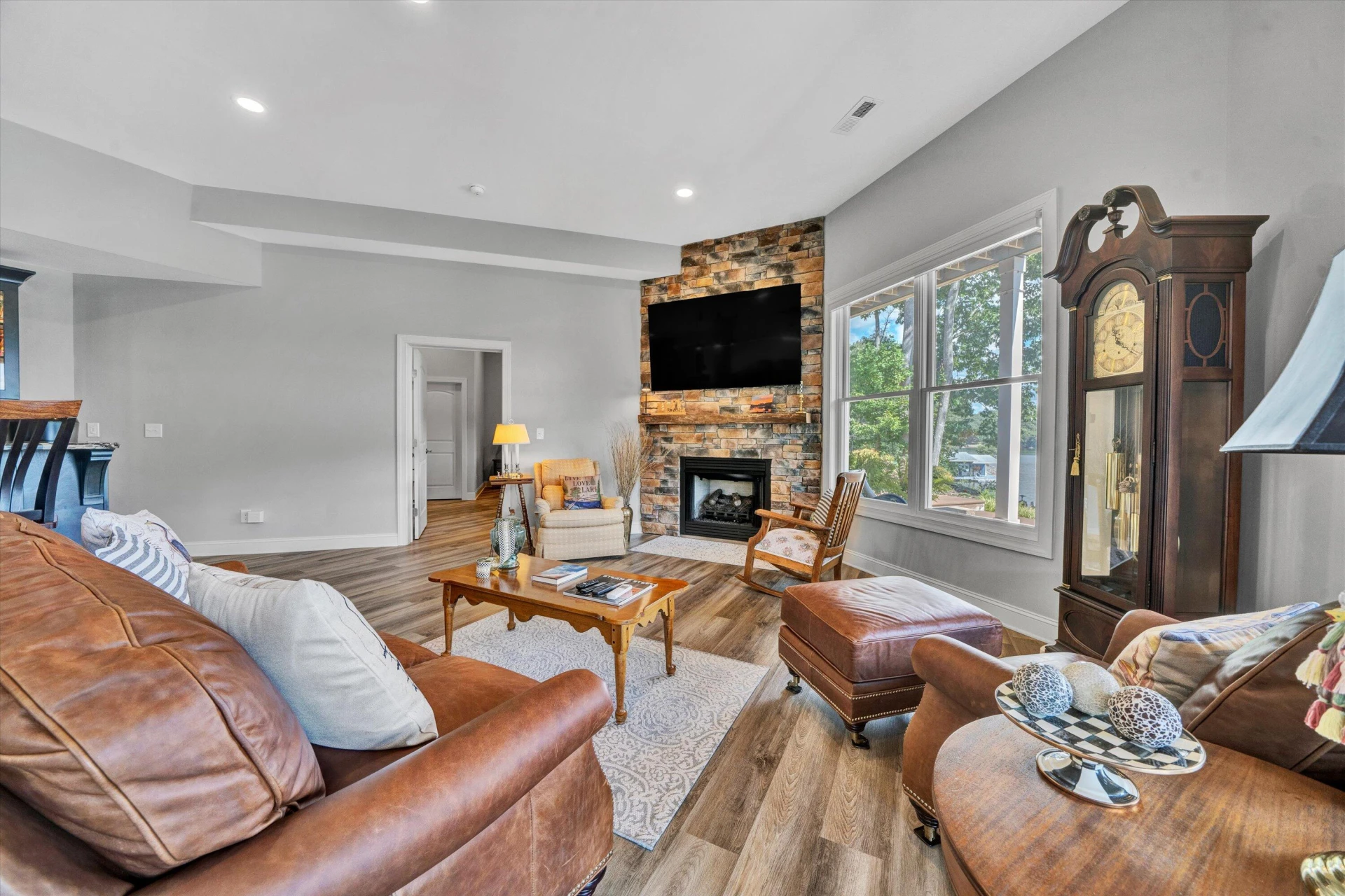 152 Windward Pointe DR - Photo 66