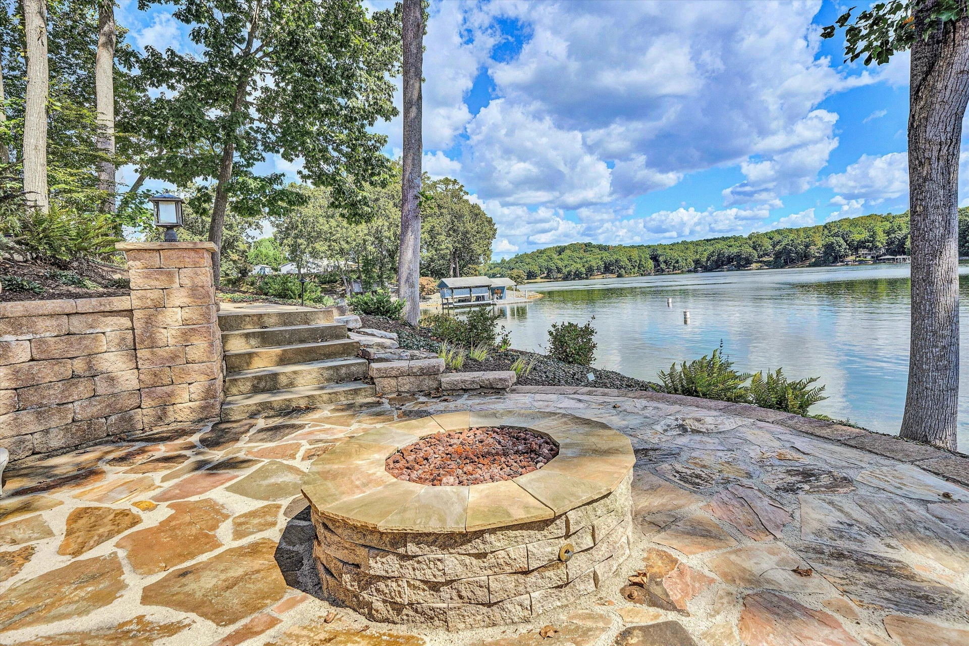 152 Windward Pointe DR - Photo 88