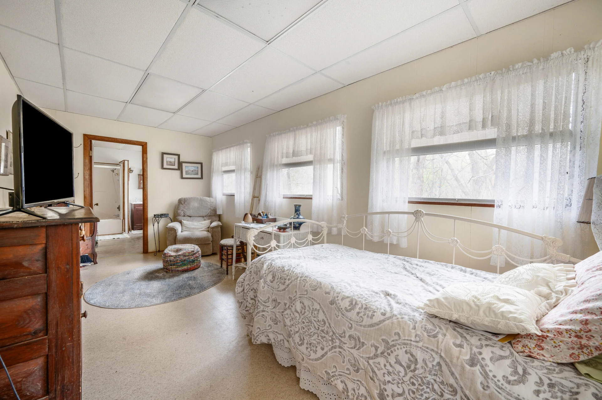 1374 Moccasin RD - Photo 15