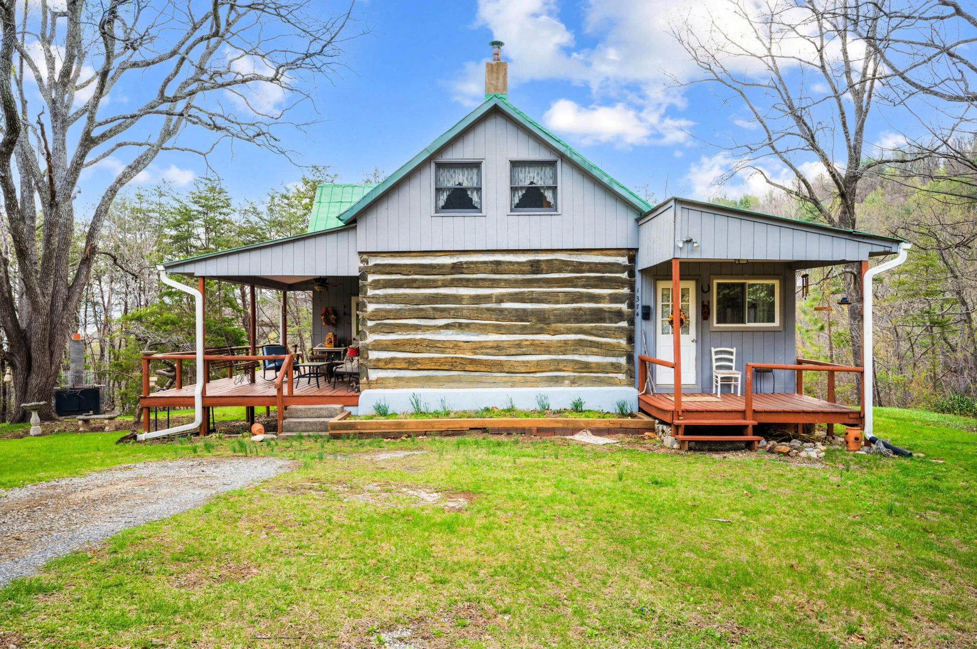1374 Moccasin RD - Photo 4