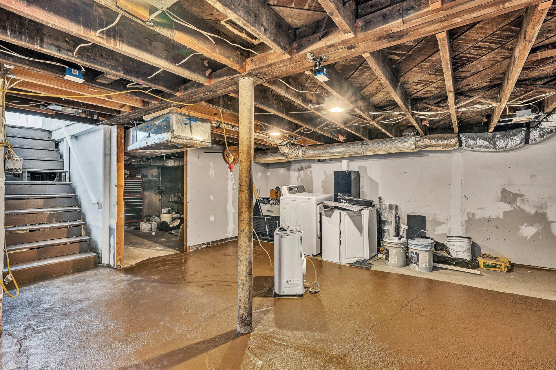 1815 Clinton AVE SE - Photo 15