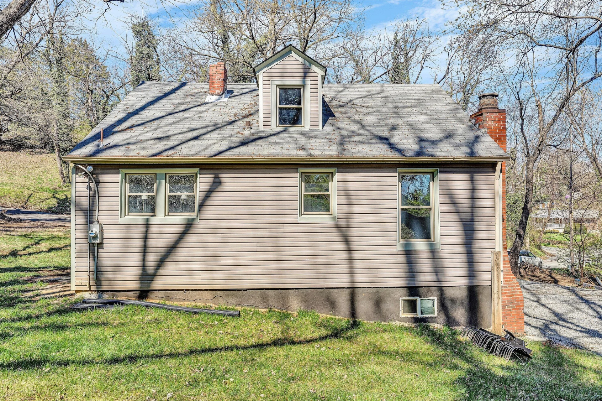 1815 Clinton AVE SE - Photo 17