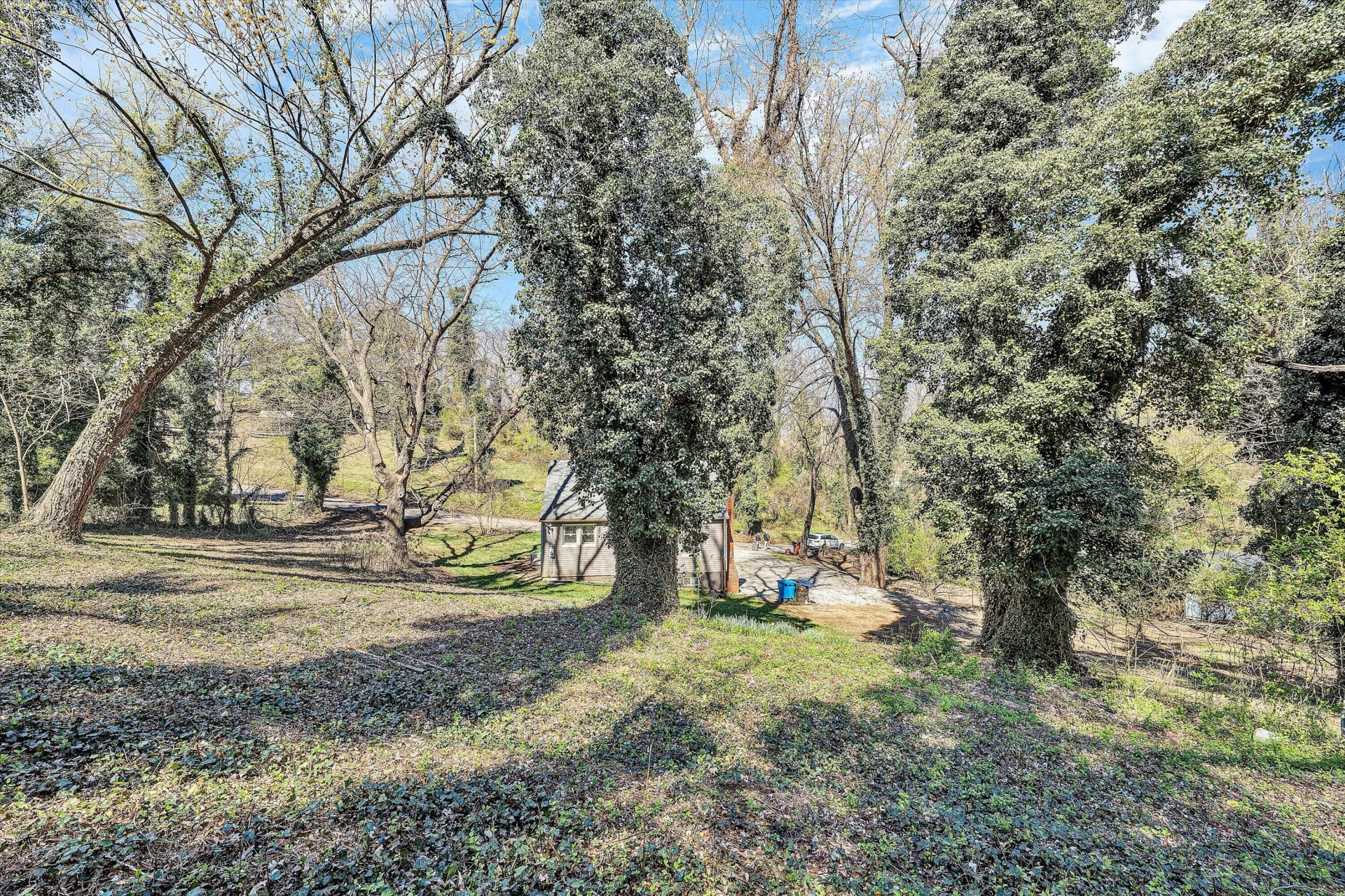 1815 Clinton AVE SE - Photo 18