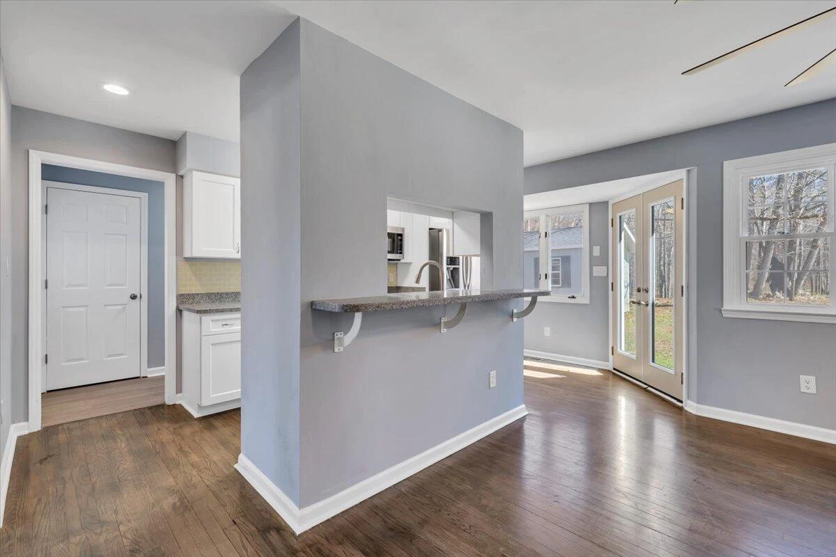 102 Chasewood LN - Photo 10