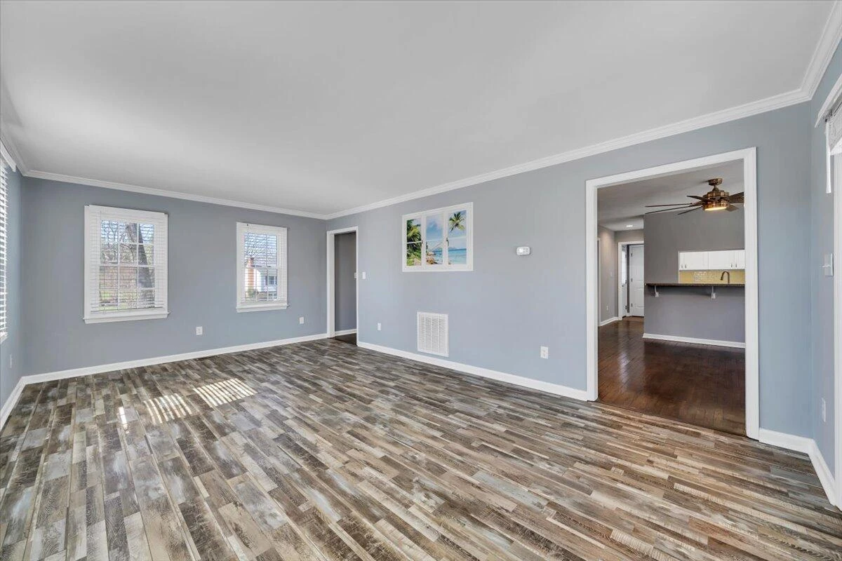 102 Chasewood LN - Photo 19