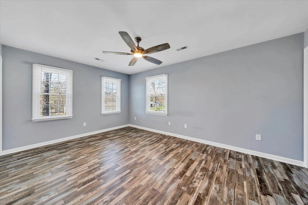 102 Chasewood LN - Photo 34