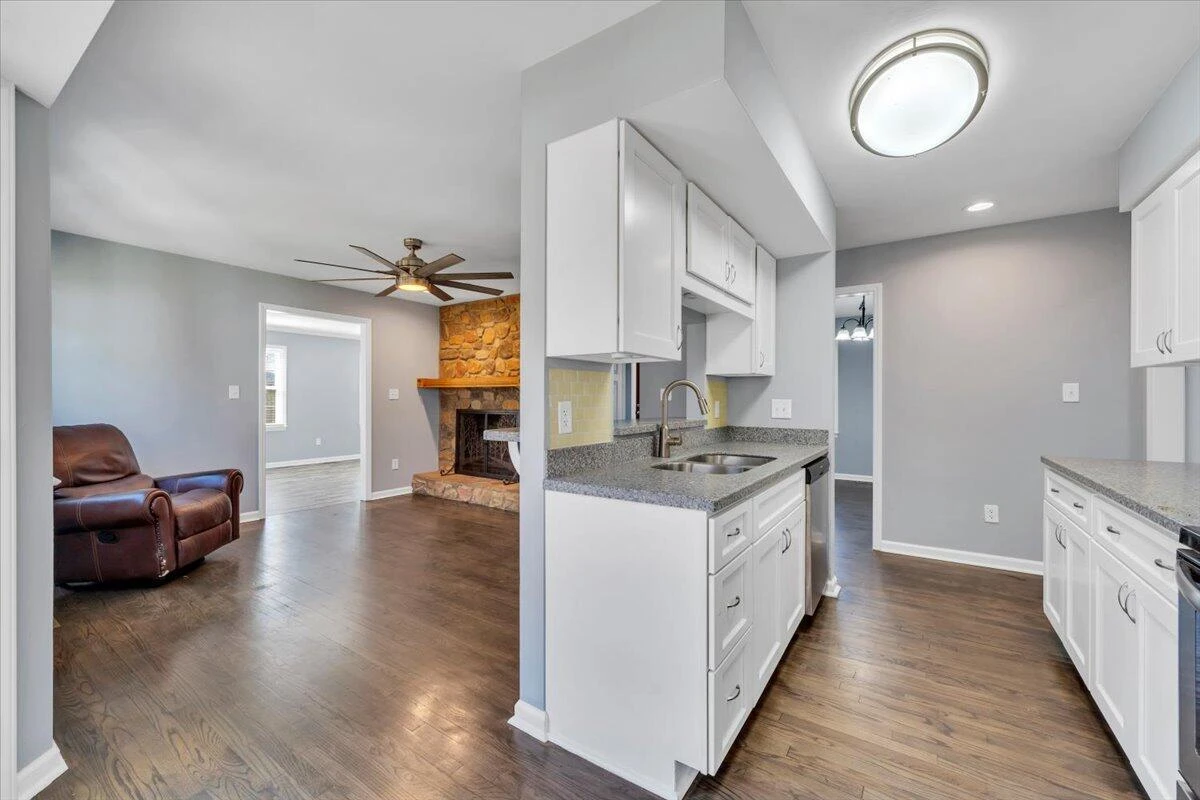 102 Chasewood LN - Photo 38